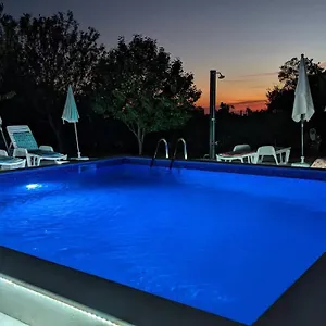 Apartment Aja, Kaštelir