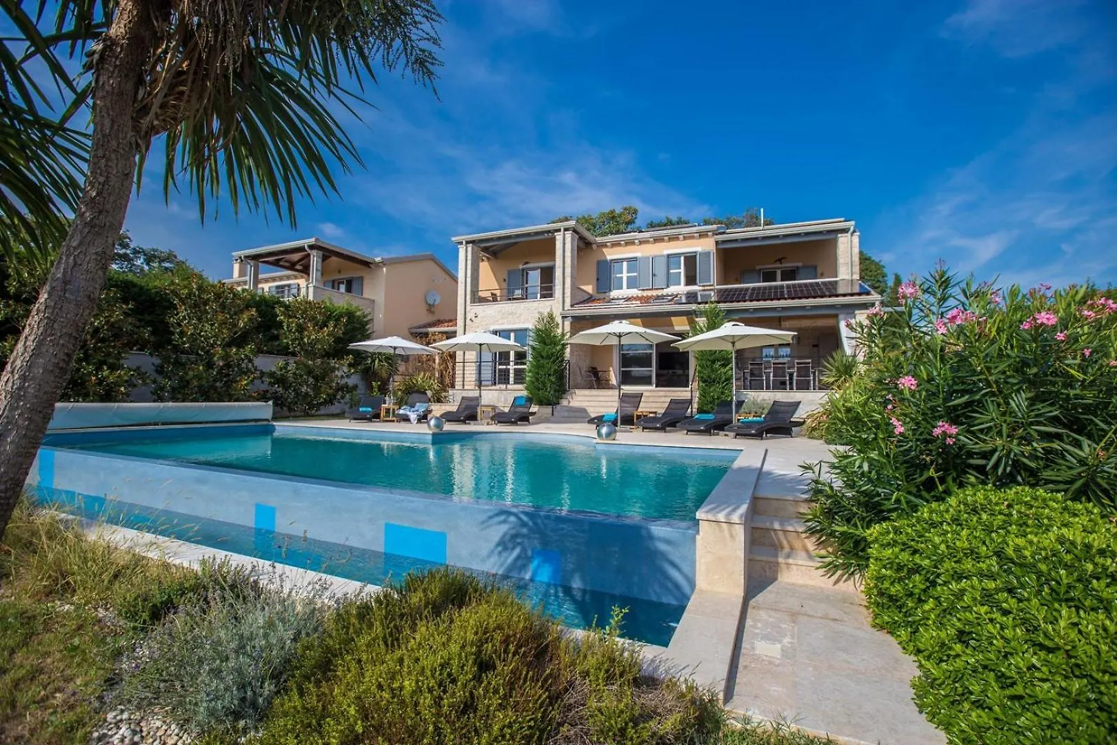 Villa Nikolina Kastelir 0*,